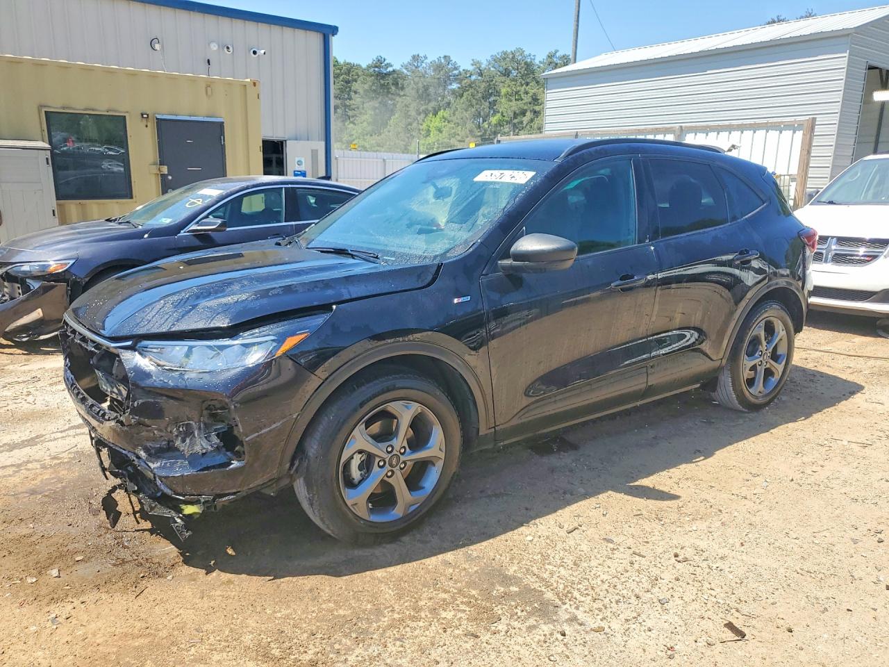 Salvage Ford Escape Image