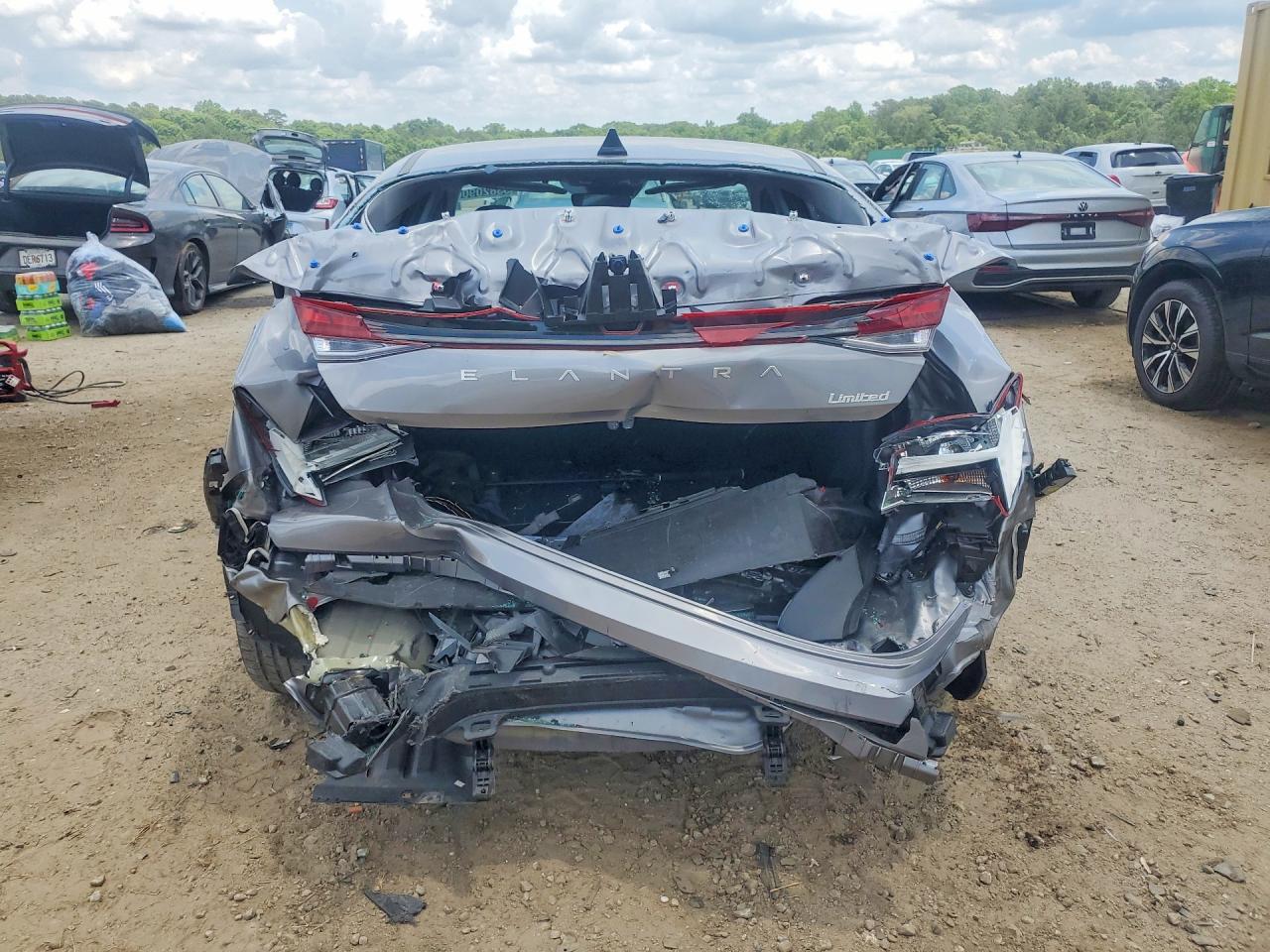 Hyundai ELANTRA Limited