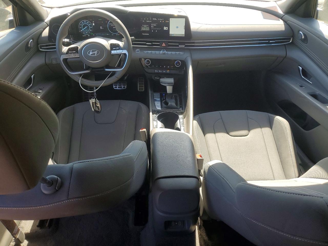 Hyundai ELANTRA Sel Sport