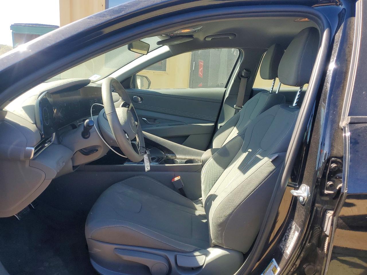 Hyundai ELANTRA Sel Sport