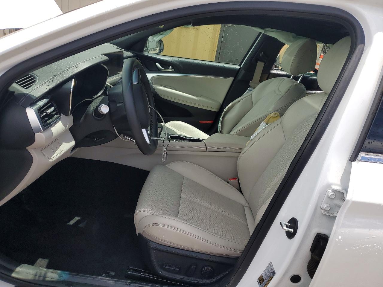 Genesis G70 2.5t S 2.5t Standard