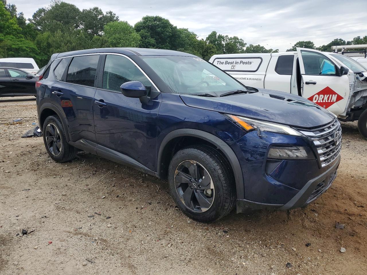 Nissan Rogue Sv