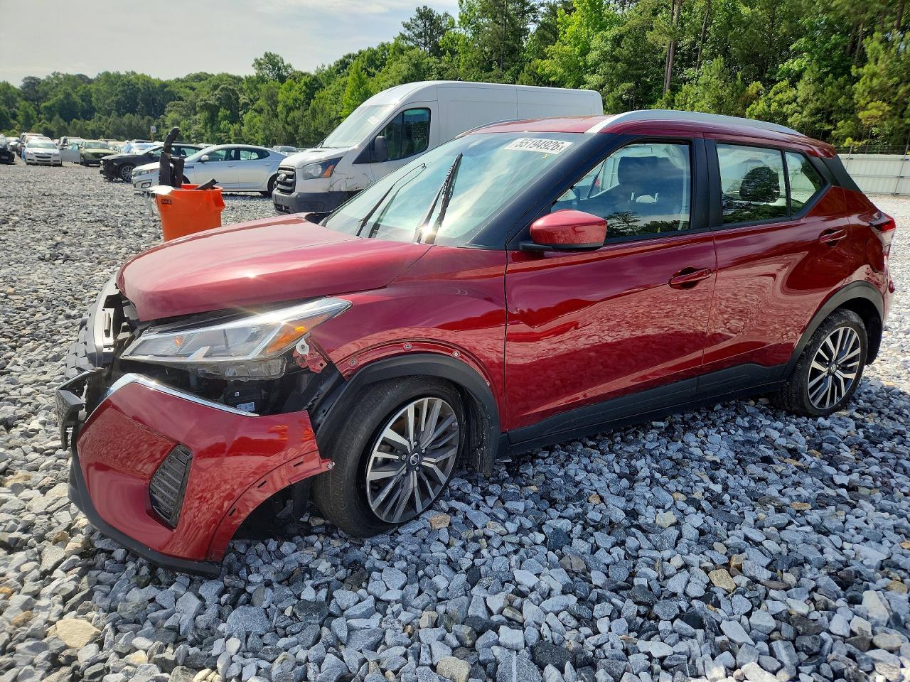Salvage Nissan Kicks Image