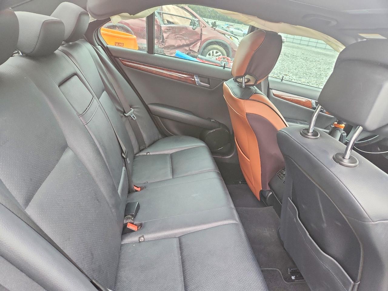 Mercedes-Benz C-Class 300