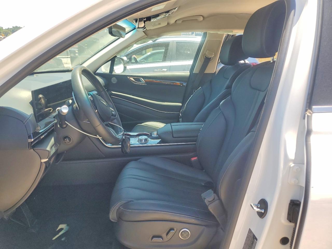 Genesis GV80 Standard