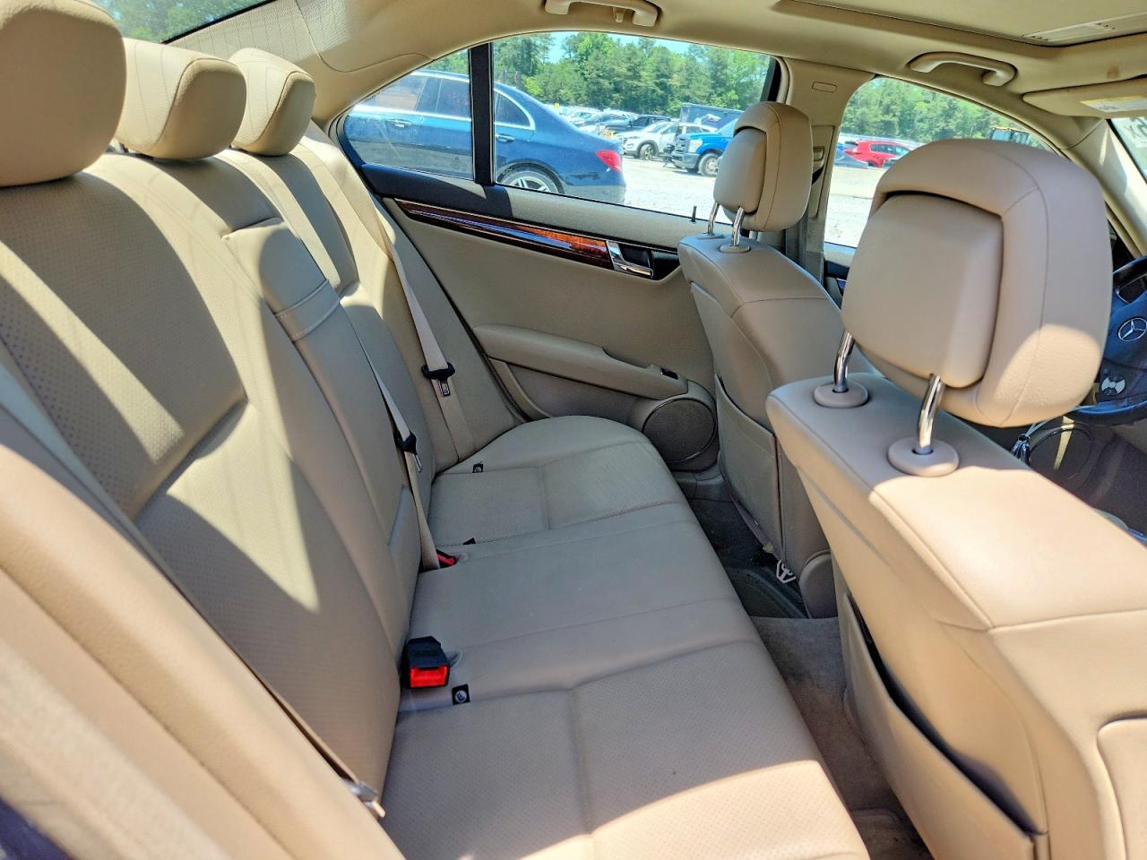 Mercedes-Benz C-Class 300
