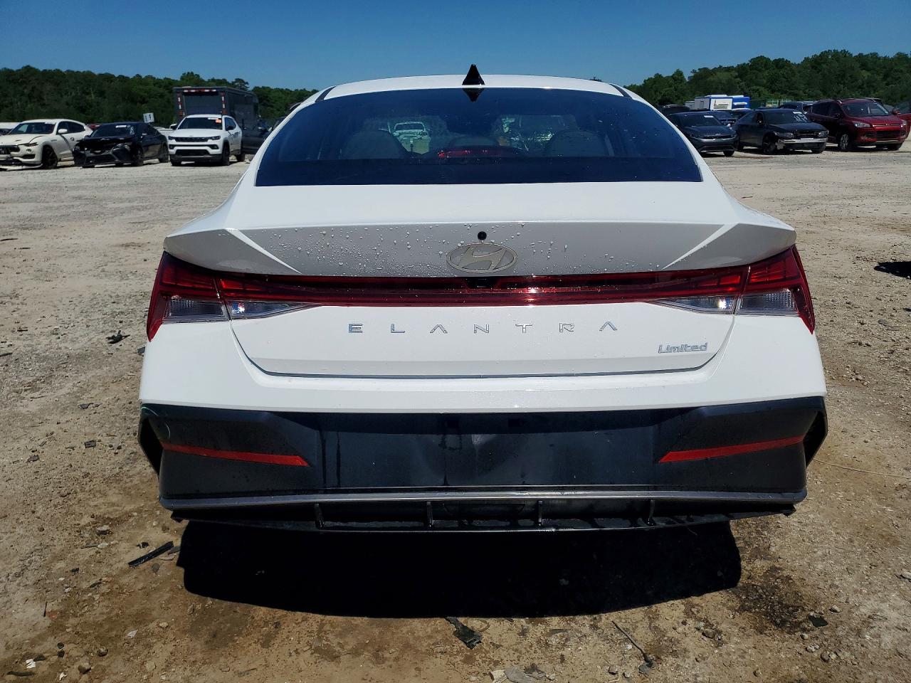 Hyundai ELANTRA Limited