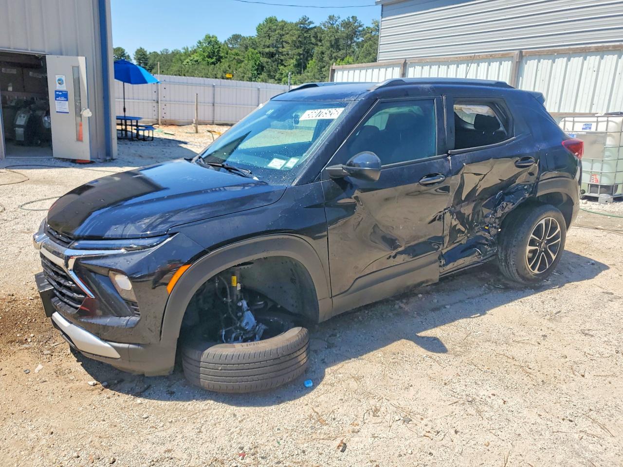 Salvage Chevrolet Trailblaze Image