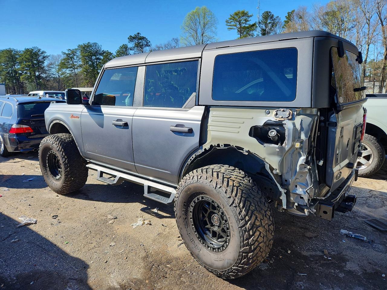 Ford Bronco Base
