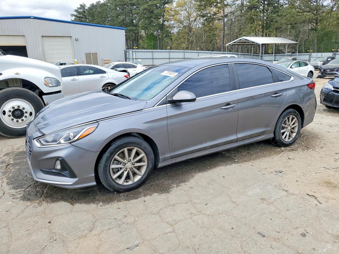 Salvage Hyundai SONATA Image