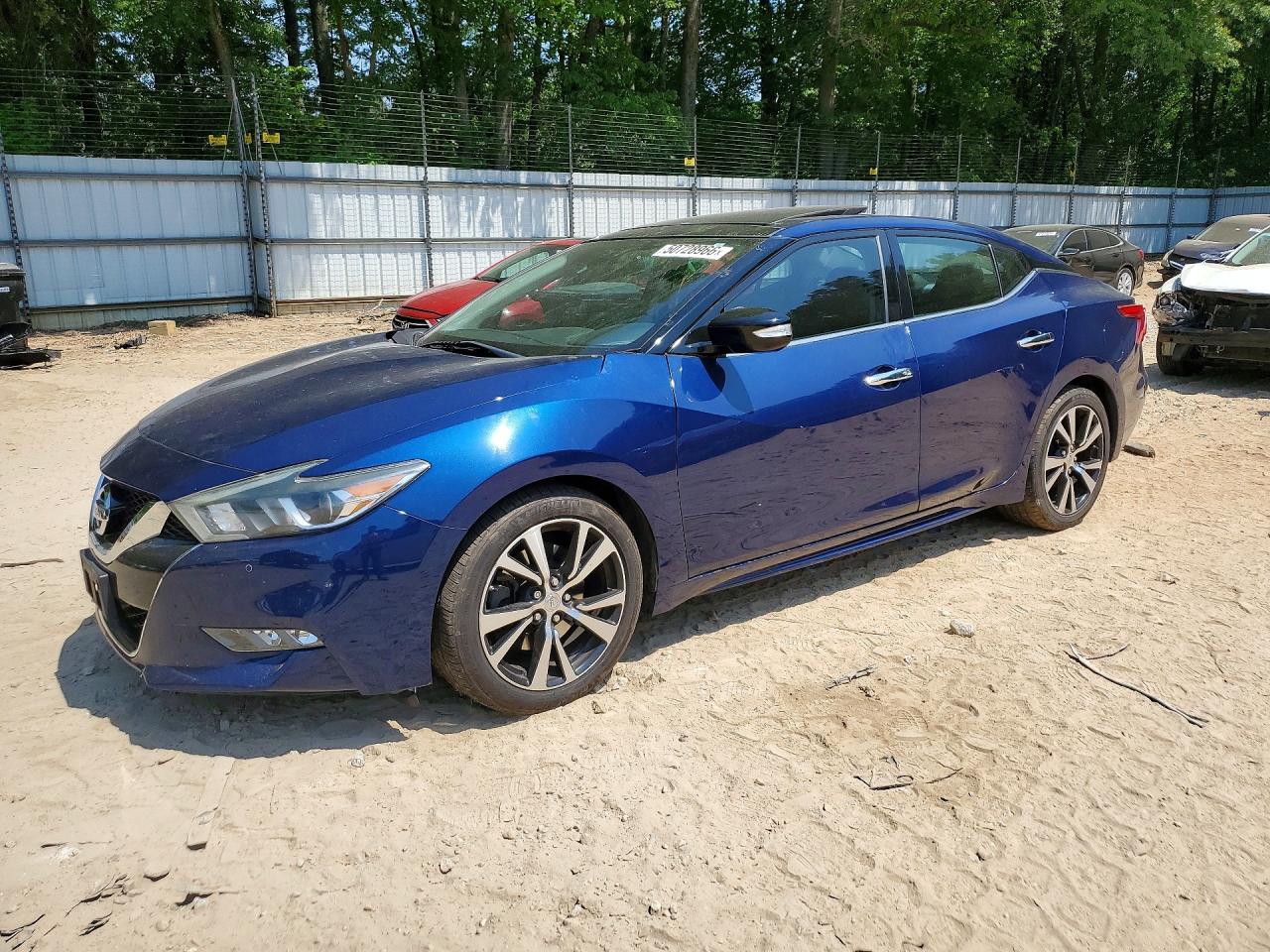 Salvage Nissan Maxima Image