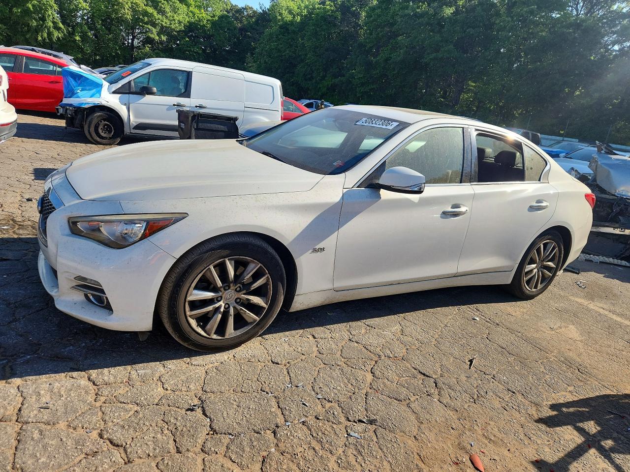 Salvage INFINITI Q50 Image