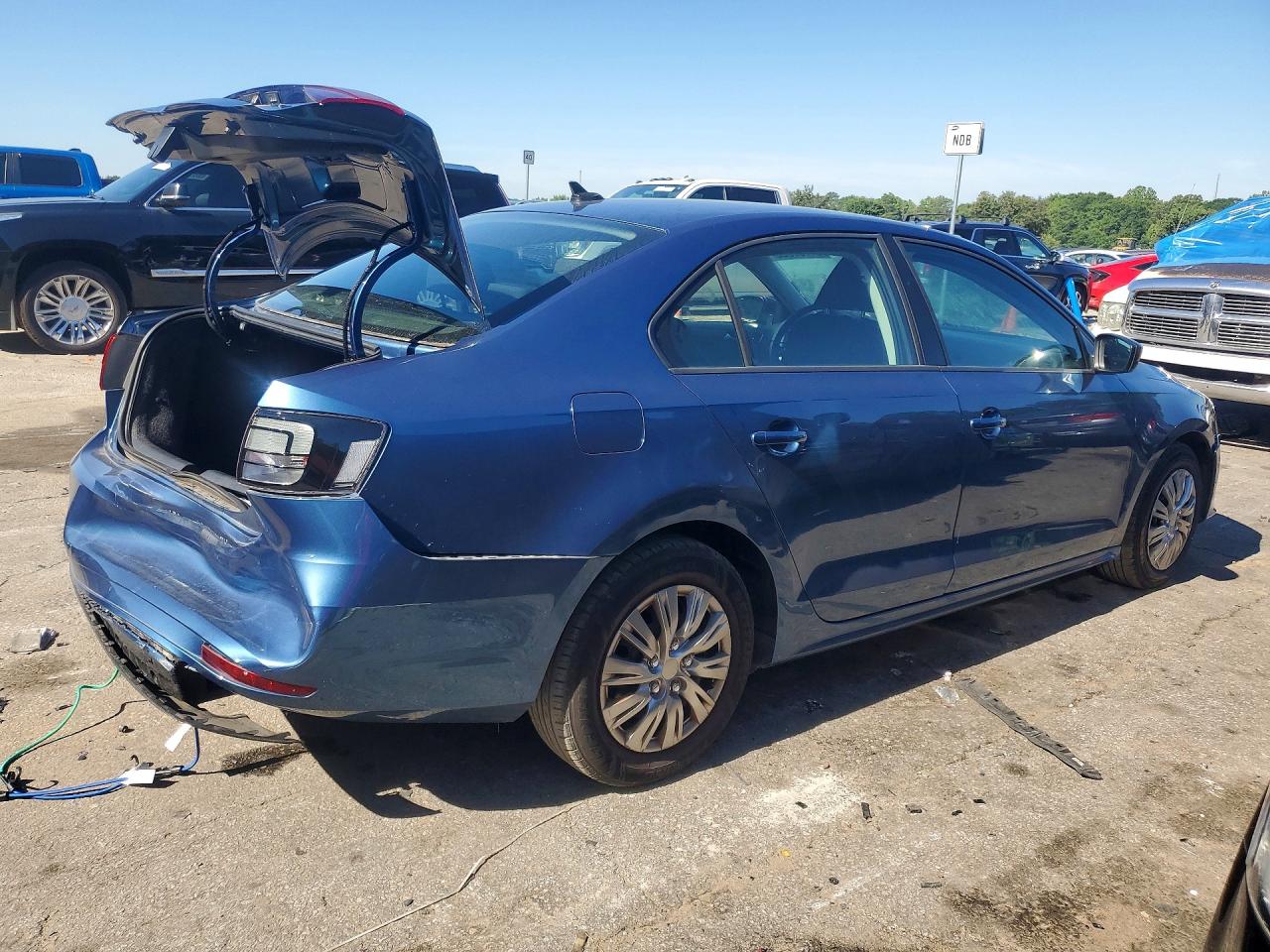 Volkswagen Jetta S