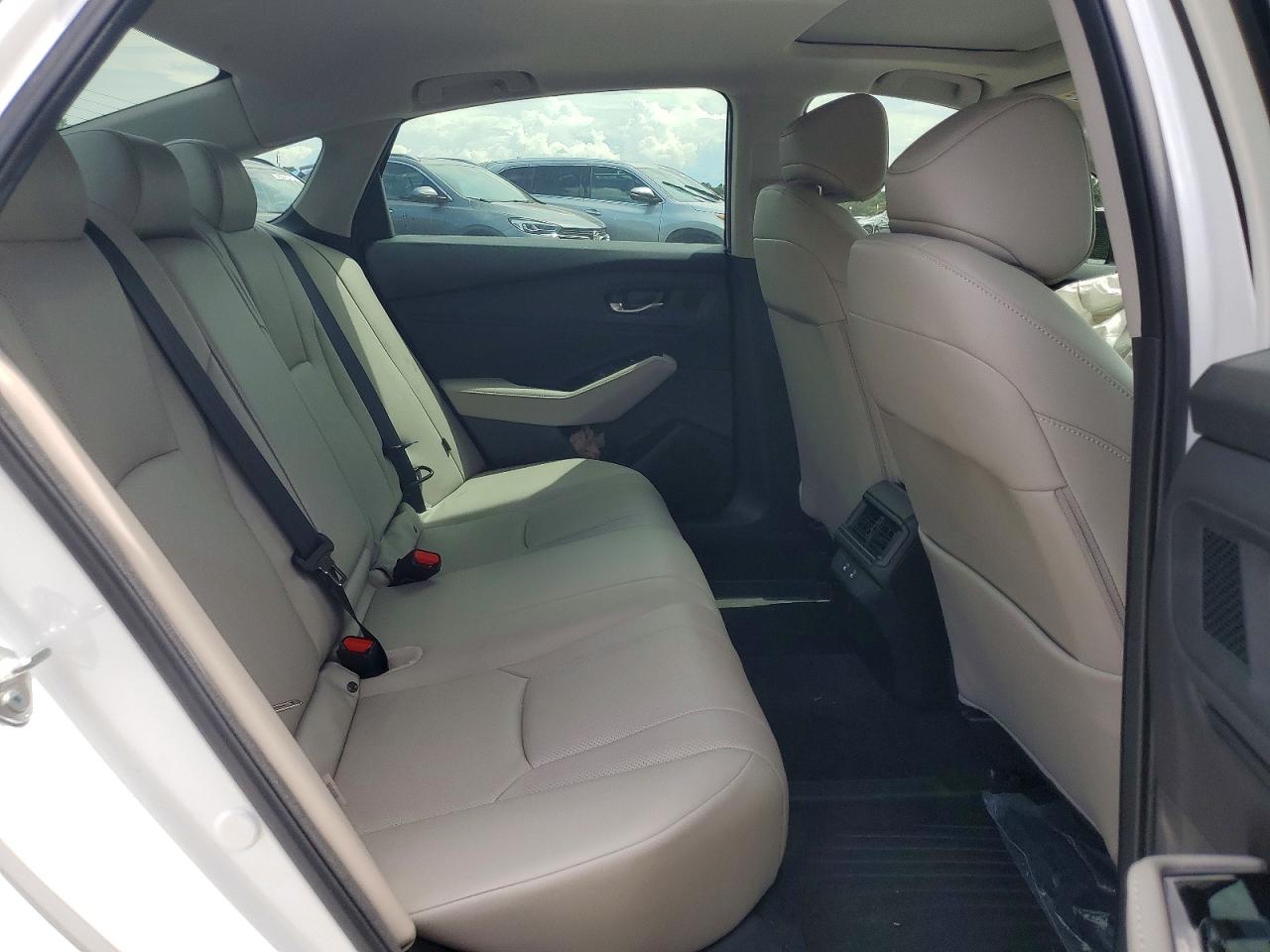 Honda Accord Touring Hybrid