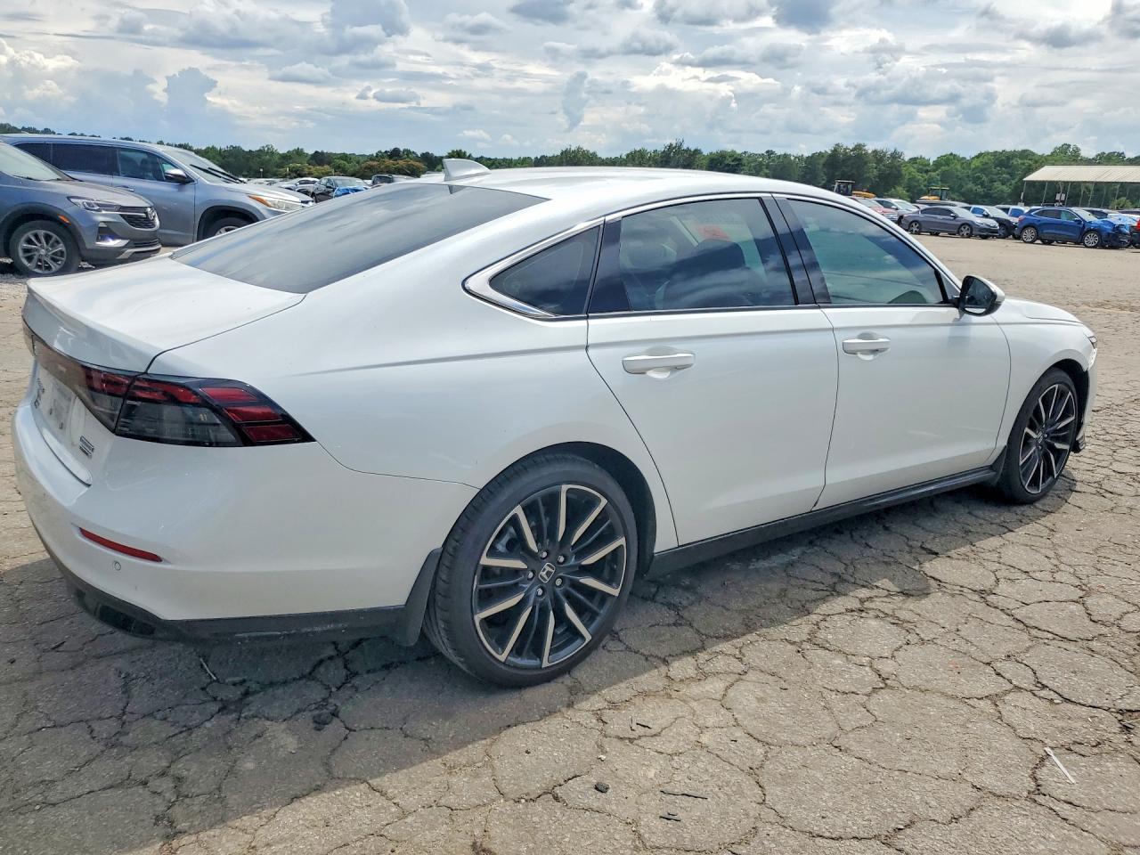 Honda Accord Touring Hybrid