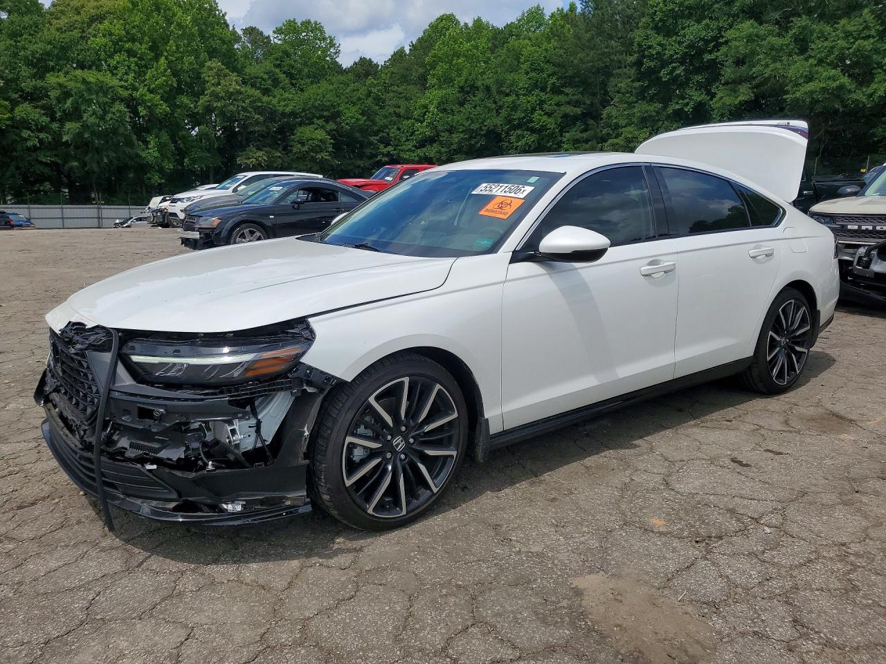 Salvage Honda Accord Image