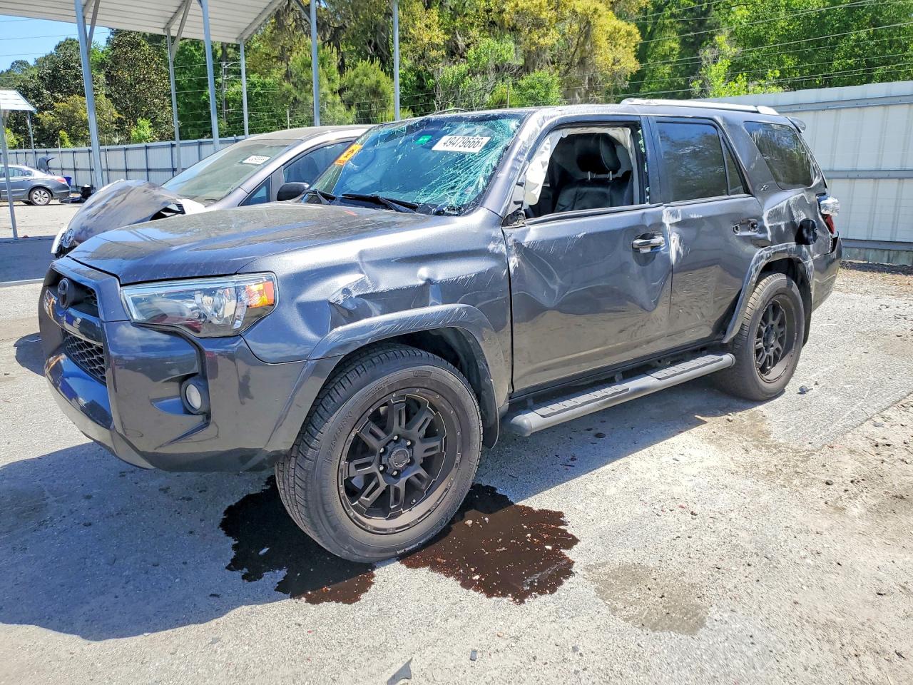 Salvage Toyota 4Runner Image