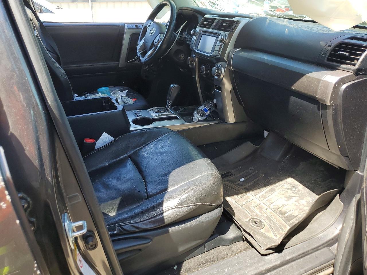 Toyota 4Runner Sr5