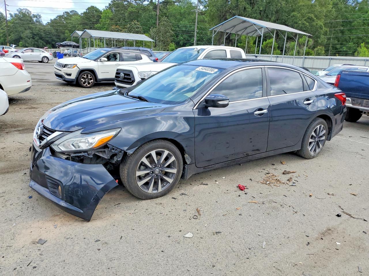 Salvage Nissan Altima Image