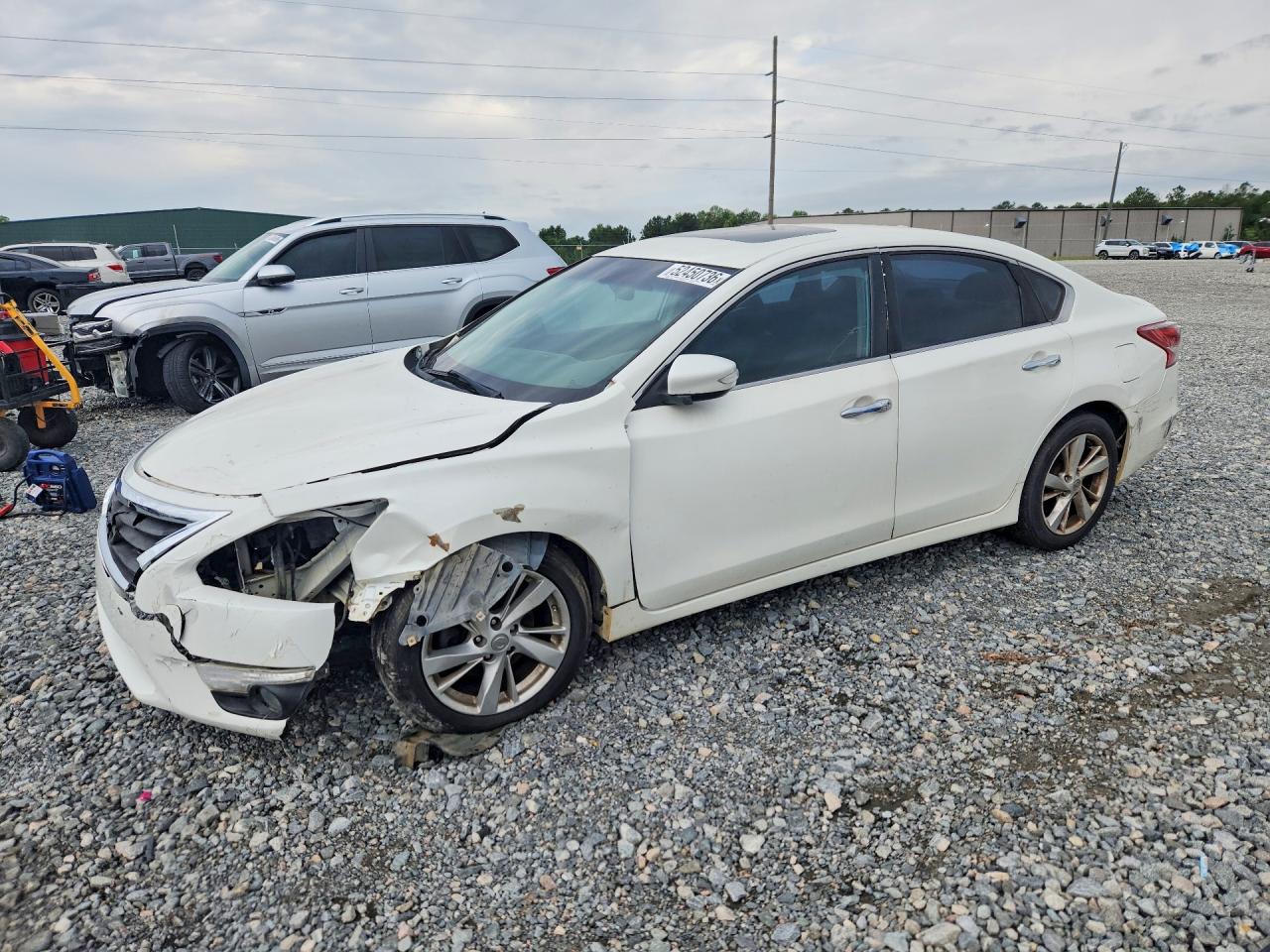 Salvage Nissan Altima Image