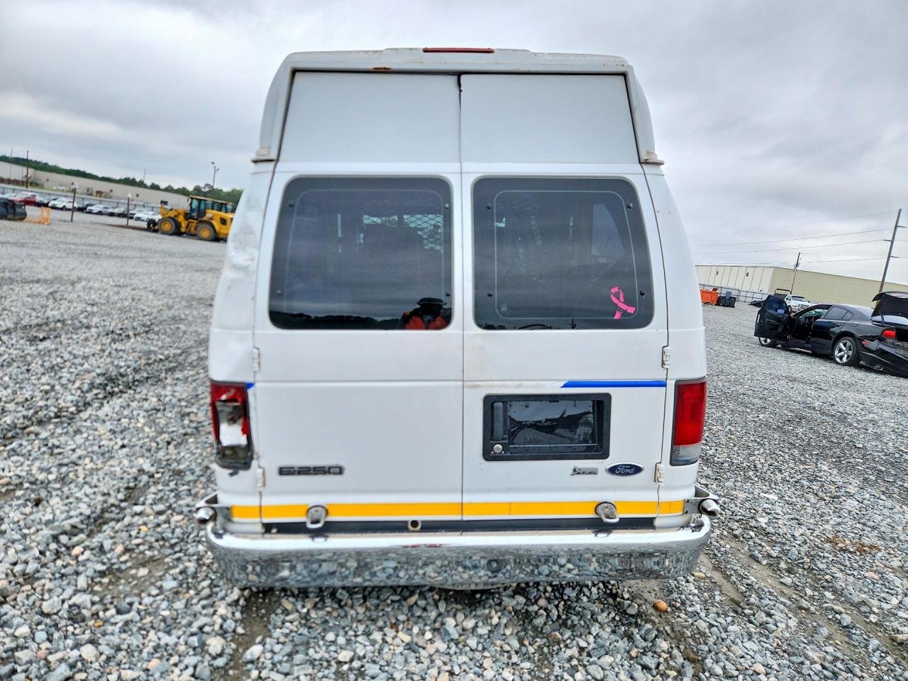 Ford E-250