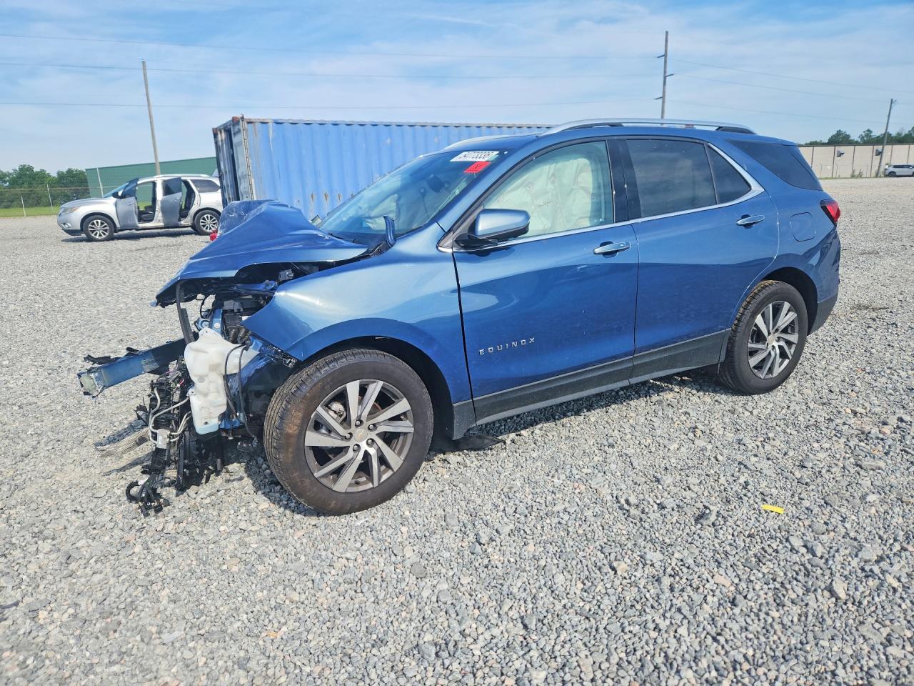 Salvage Chevrolet Equinox Image