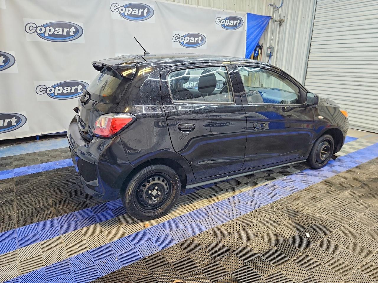 Mitsubishi Mirage Es