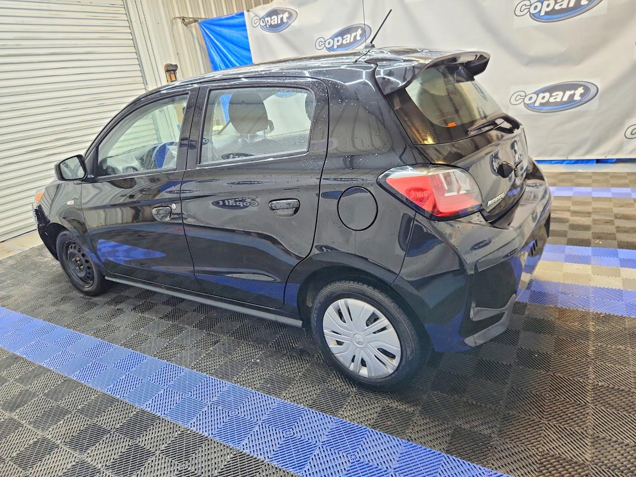 Mitsubishi Mirage Es
