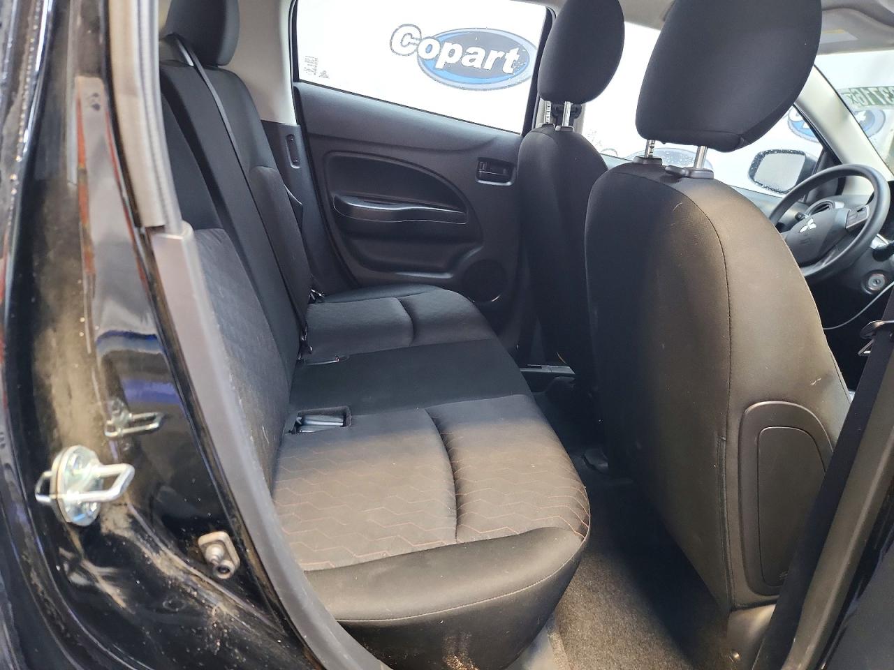 Mitsubishi Mirage Es