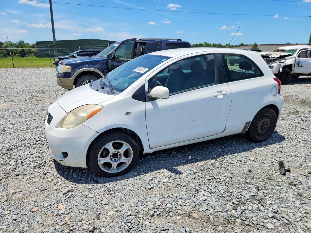 Salvage Toyota Yaris Image