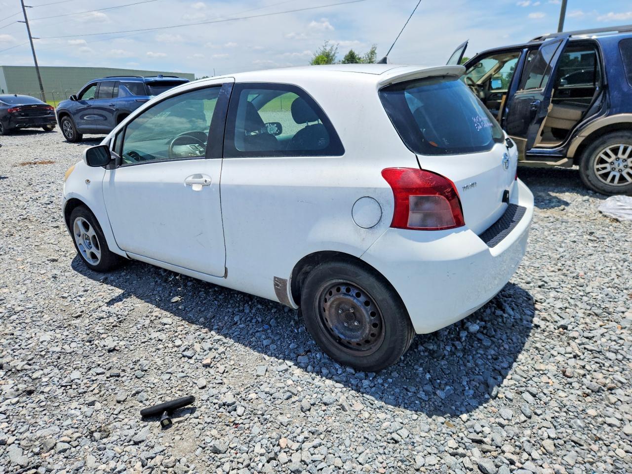 Toyota Yaris Base