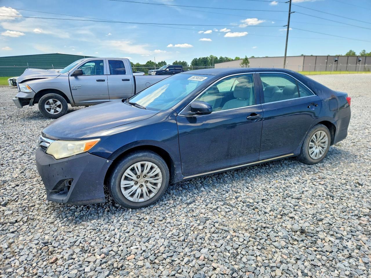 Salvage Toyota Camry Image