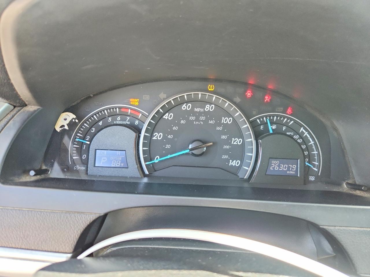 Toyota Camry Le