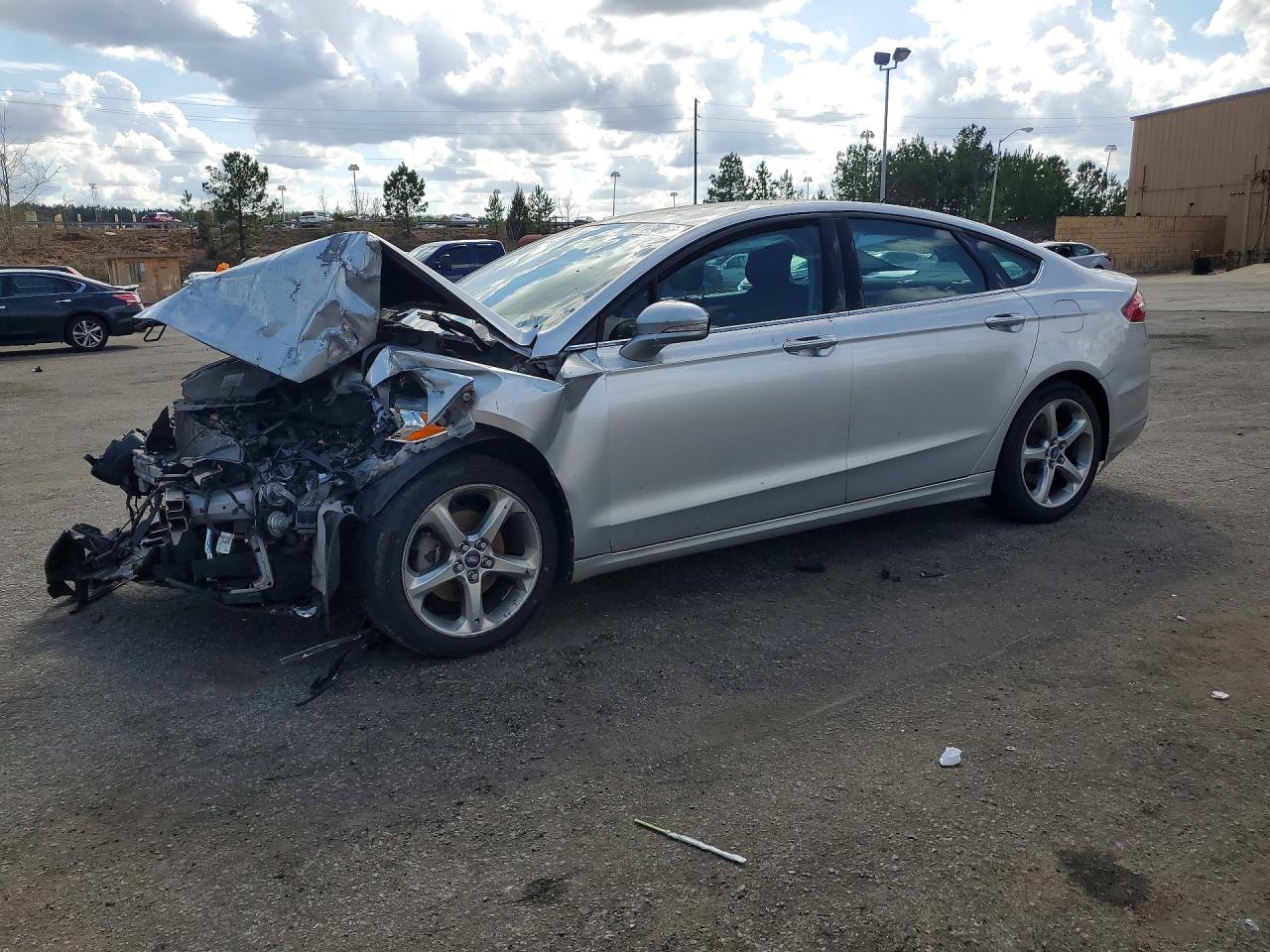 Salvage Ford Fusion Image