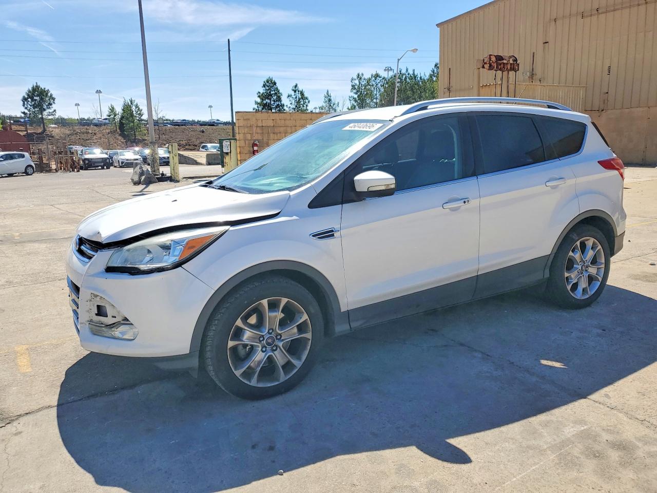 Salvage Ford Escape Image