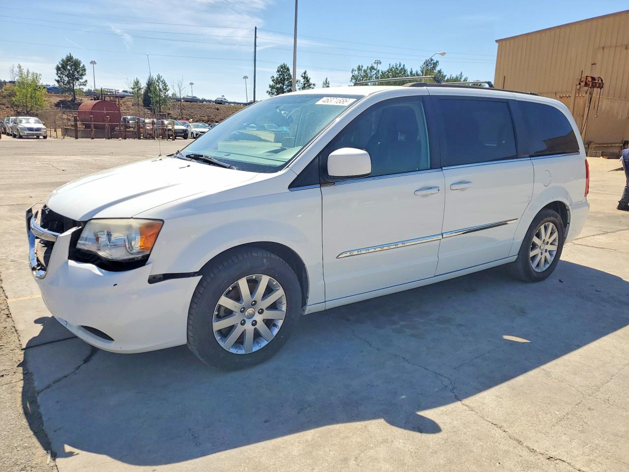 Salvage Chrysler Minivan Image
