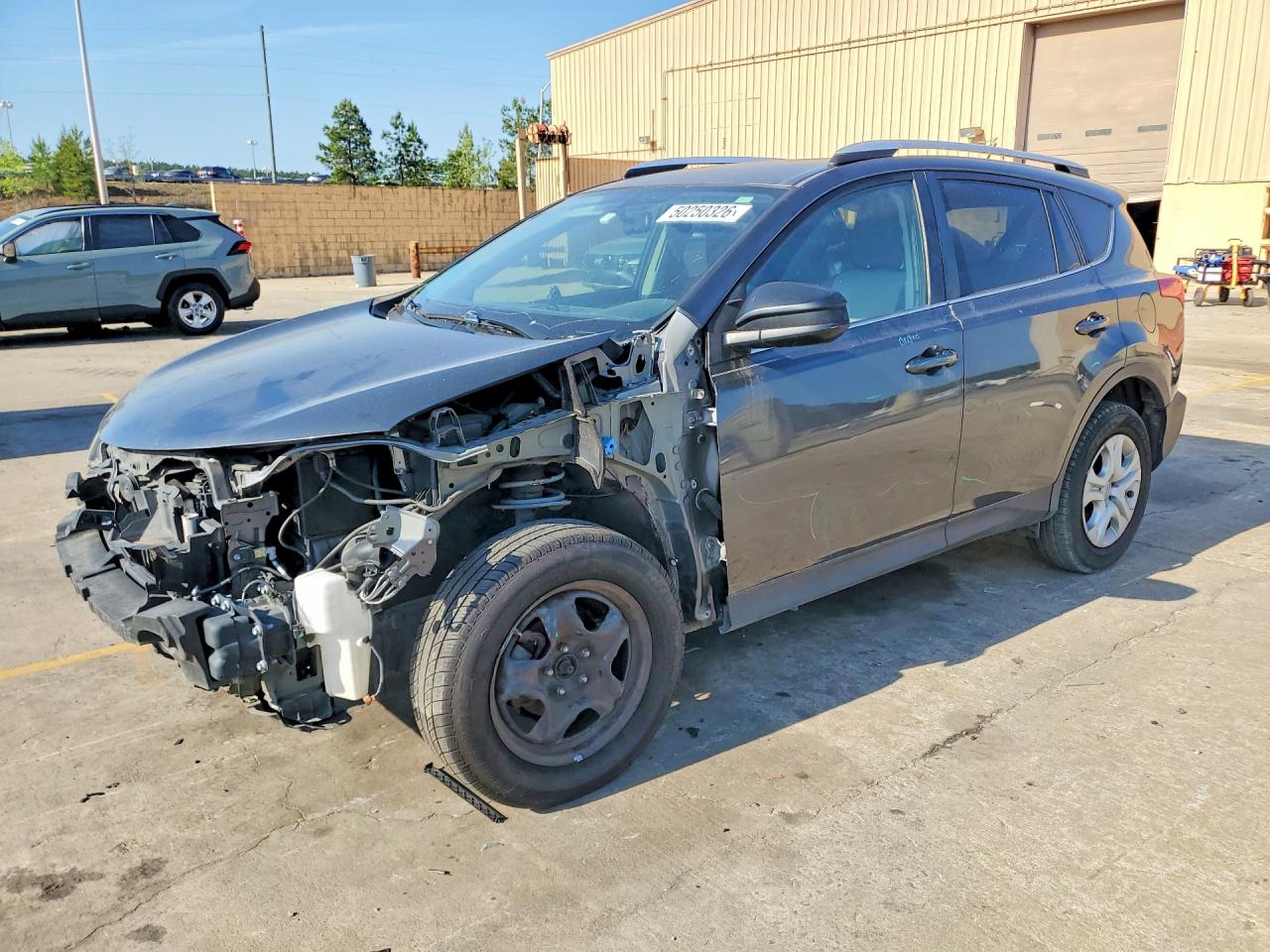 Salvage Toyota RAV4 Image