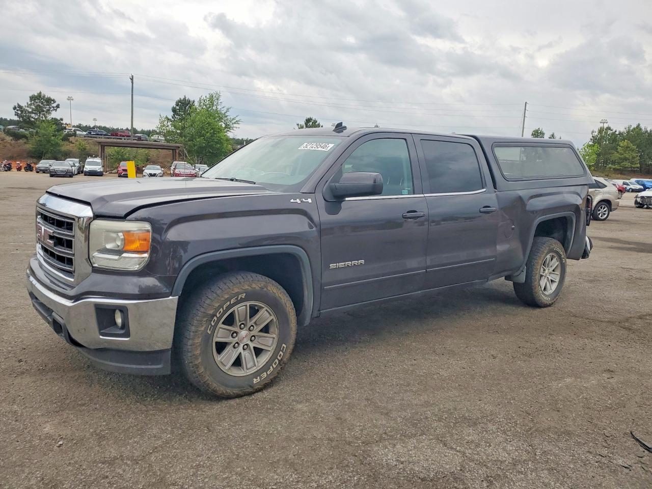 Salvage GMC Sierra Image