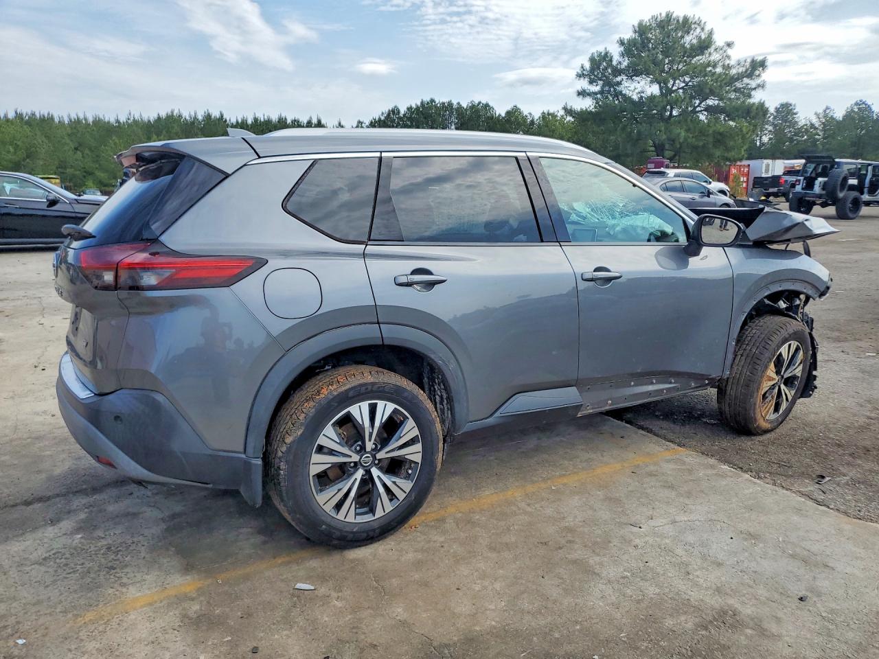 Nissan Rogue Sv