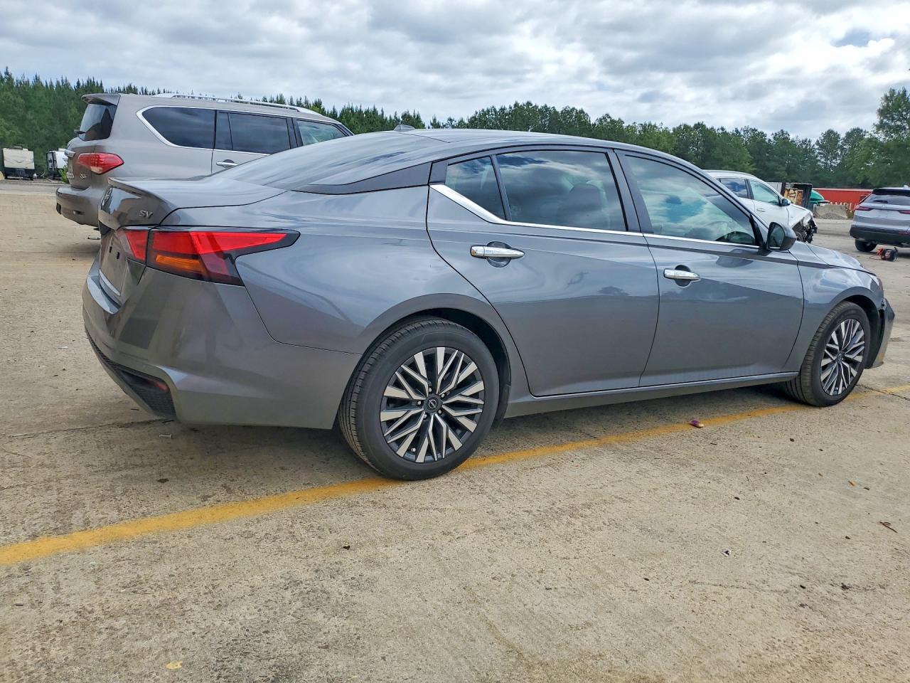 Nissan Altima Sv