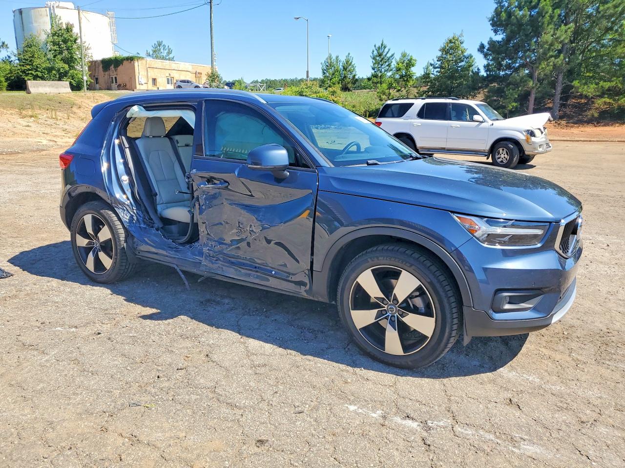 Volvo XC40 T5 Momentum