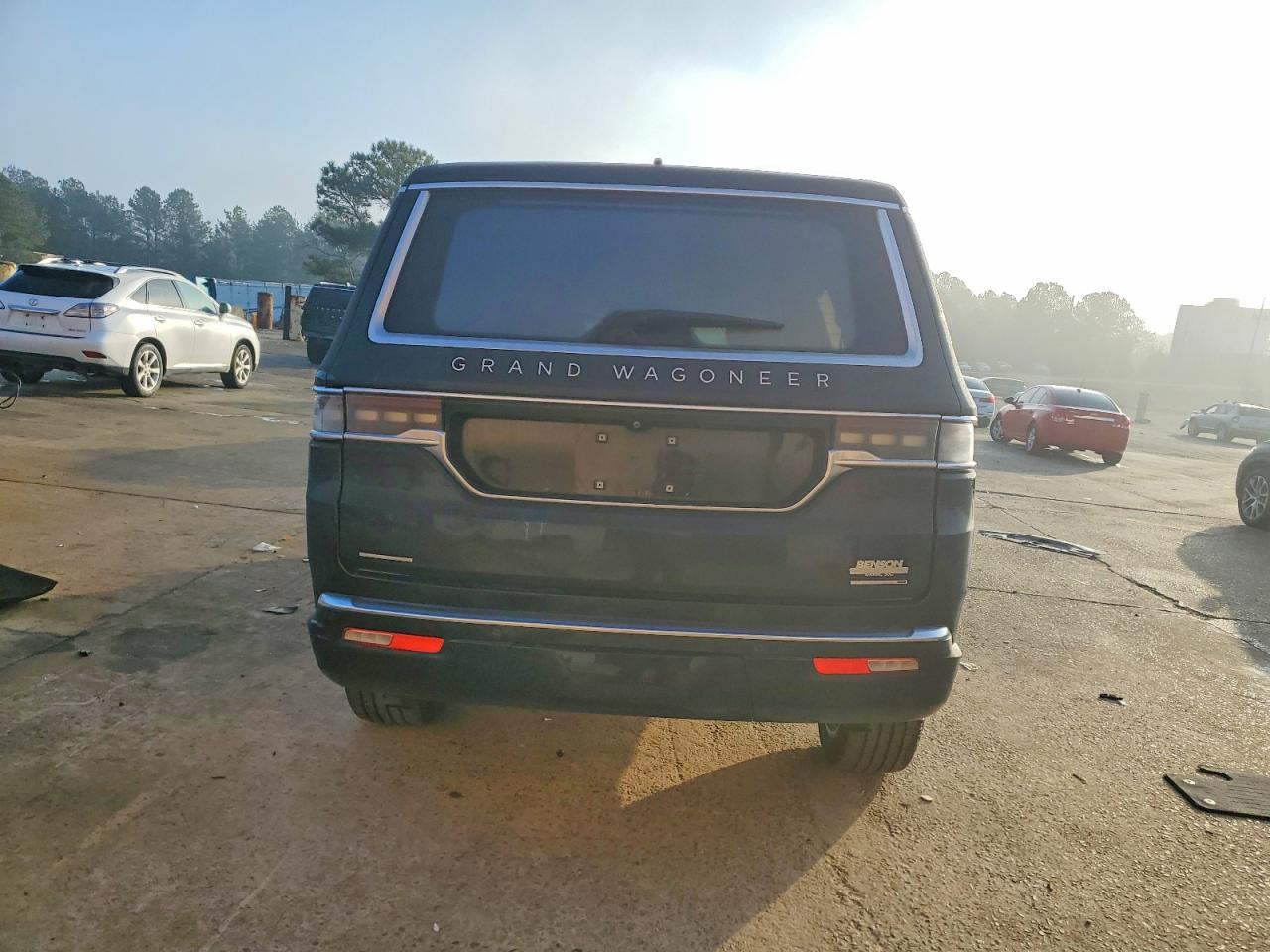 Jeep Grand Wagoneer