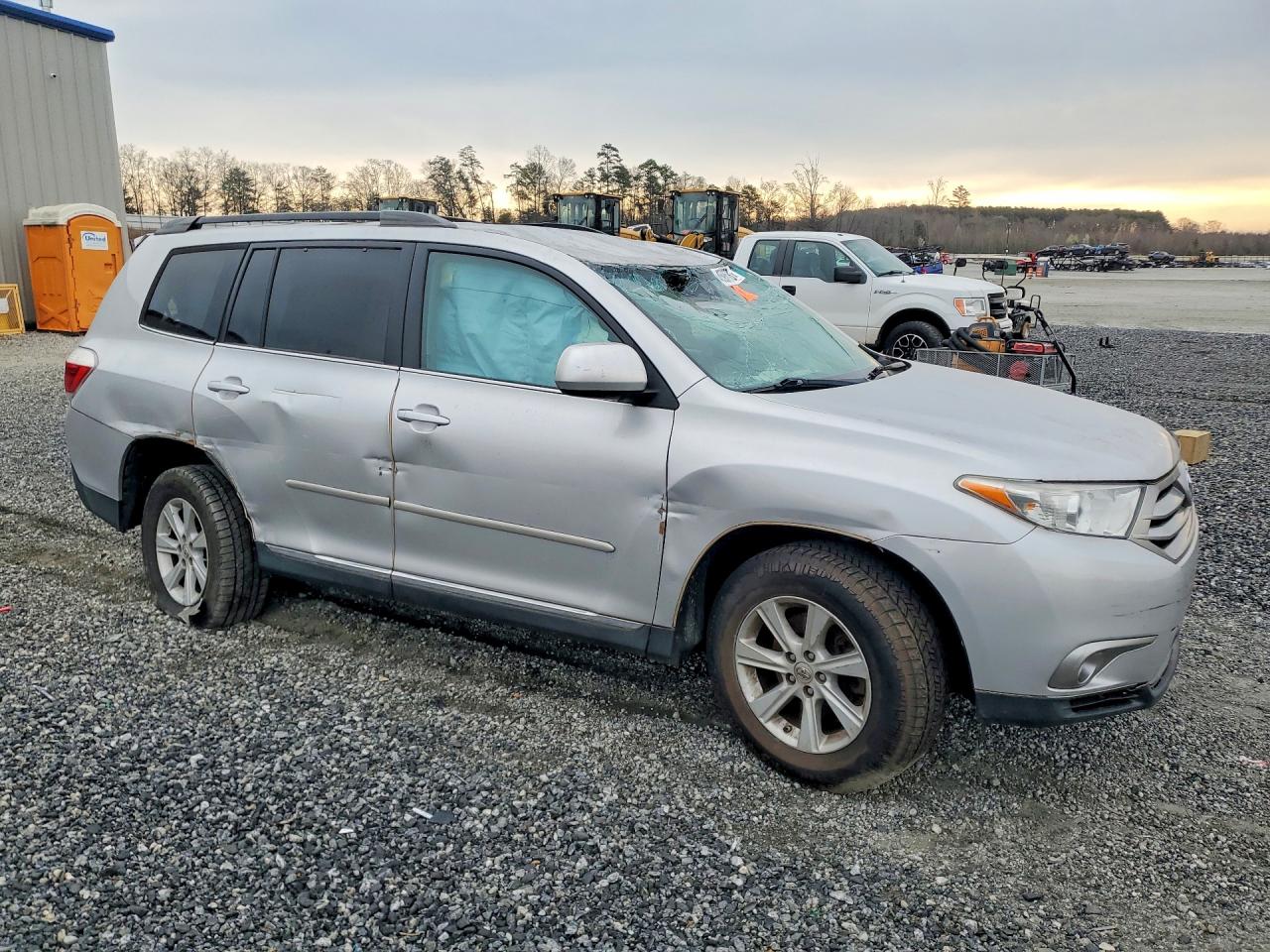 Toyota Highlander Plus