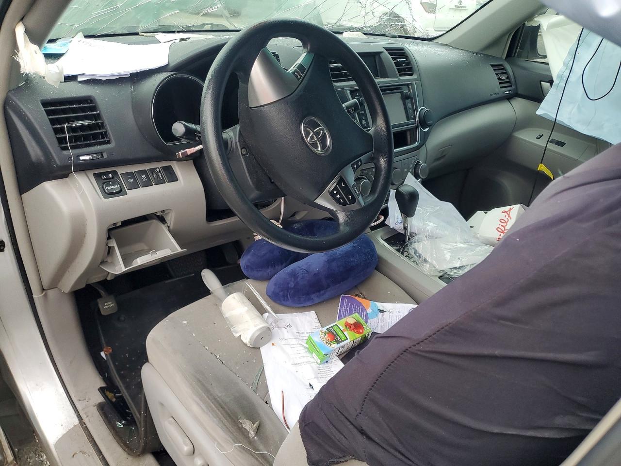 Toyota Highlander Plus