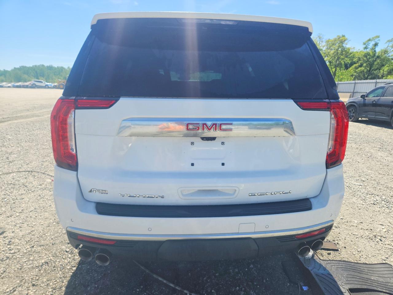 GMC Yukon Denali