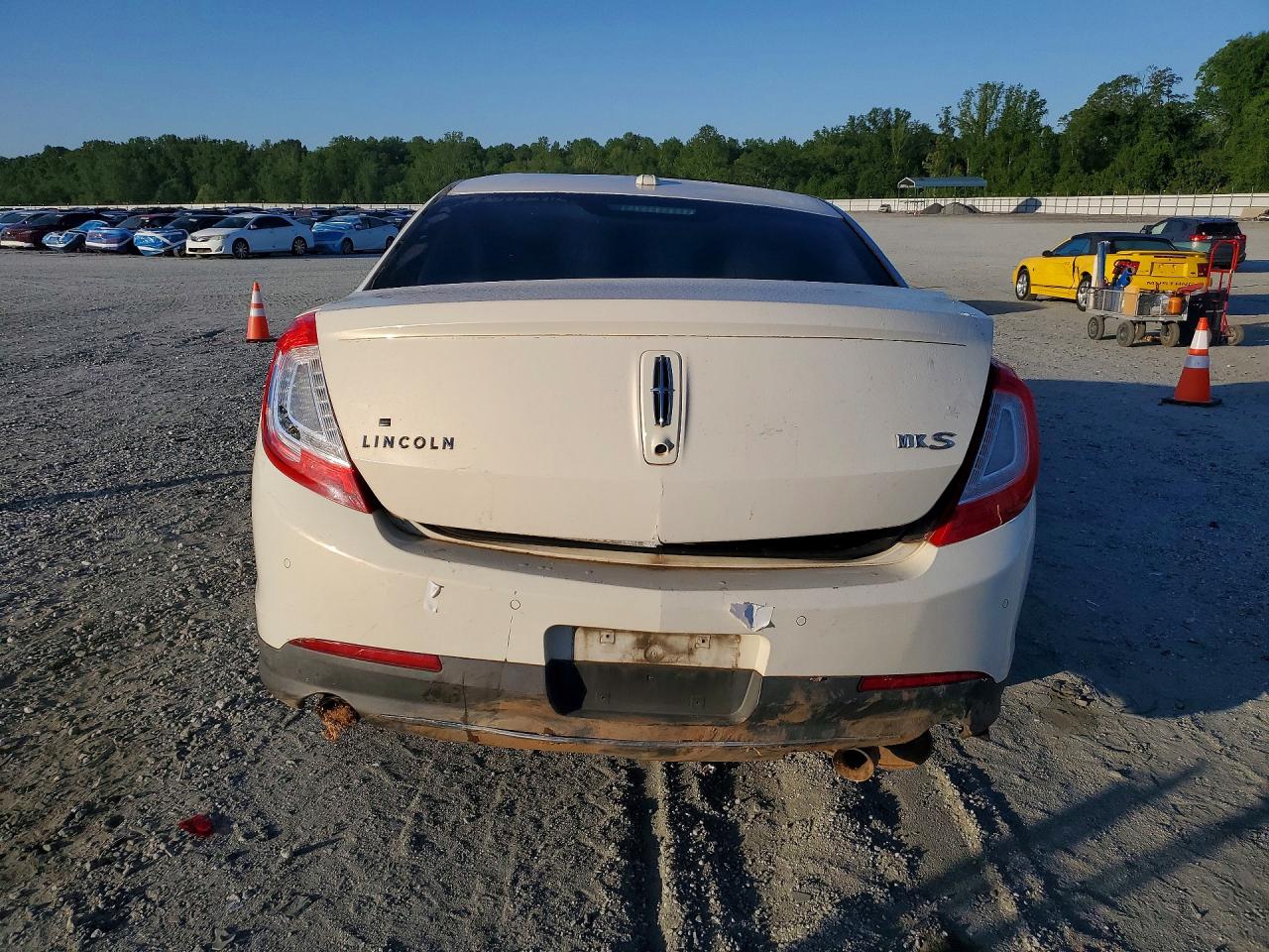 Lincoln MKS