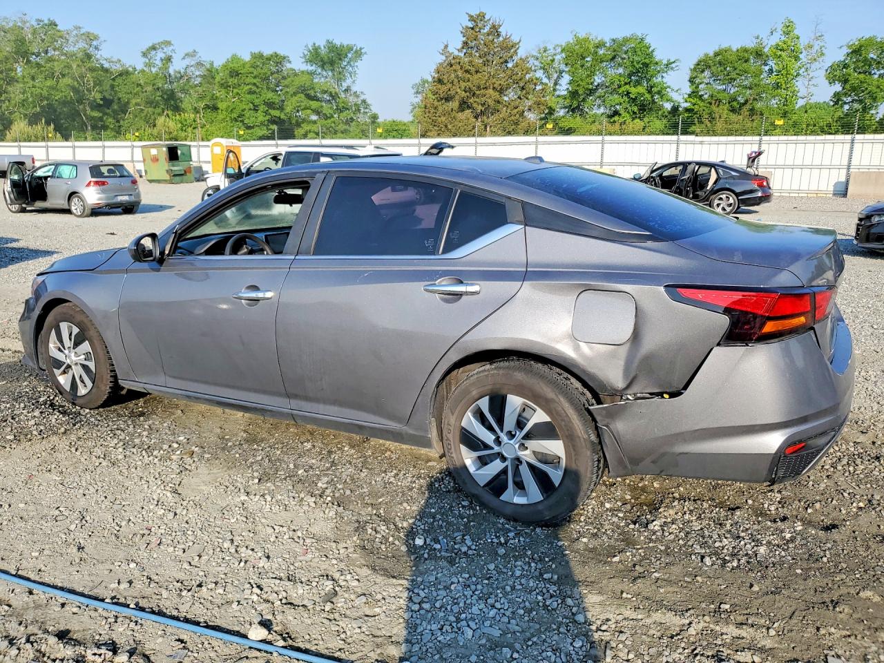 Nissan Altima S