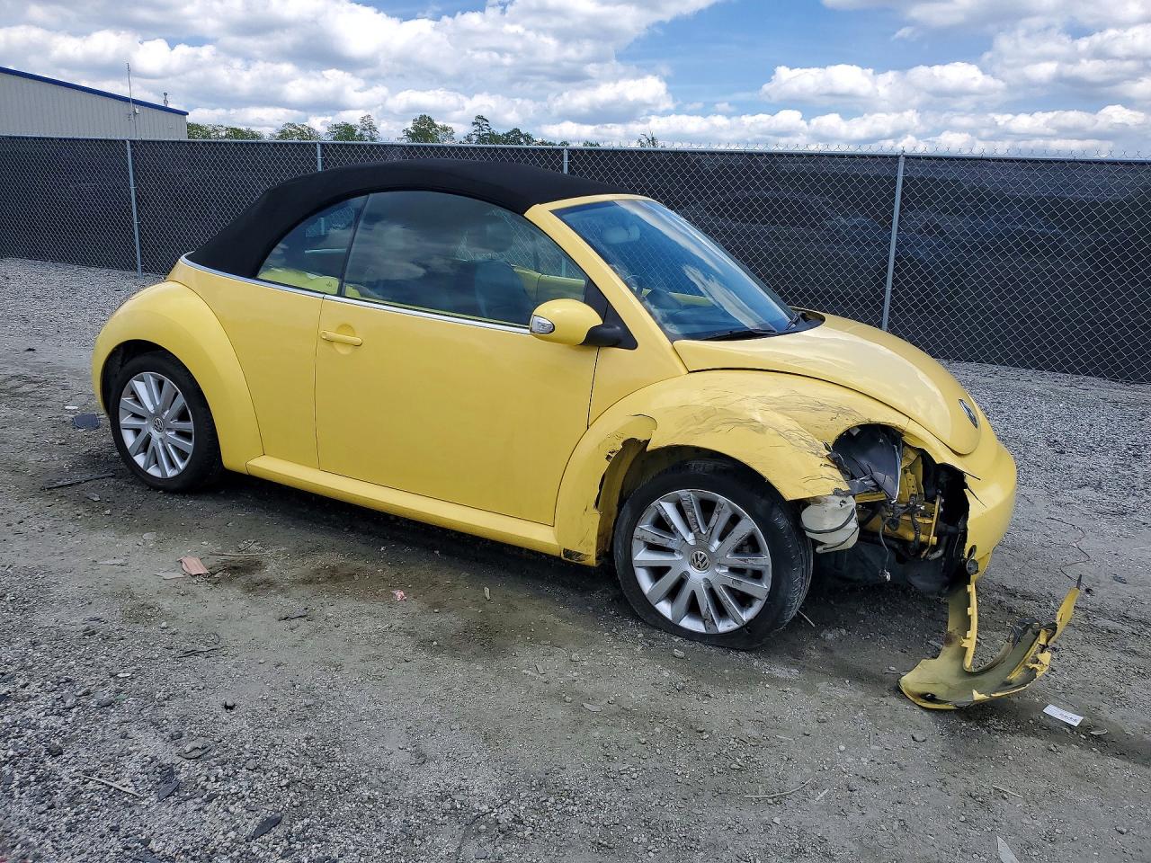 Volkswagen Beetle Convertible Se