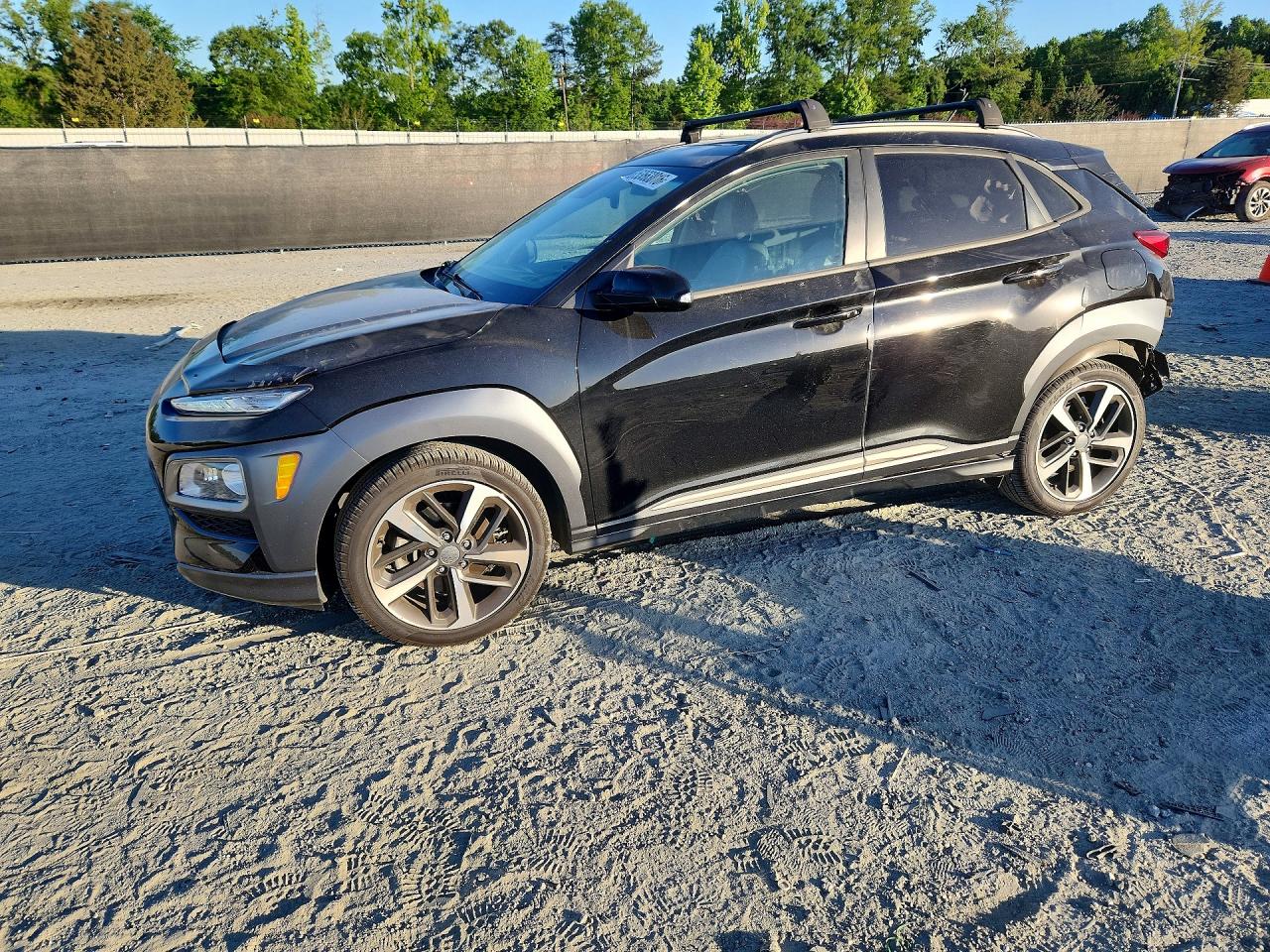 Salvage Hyundai KONA Image