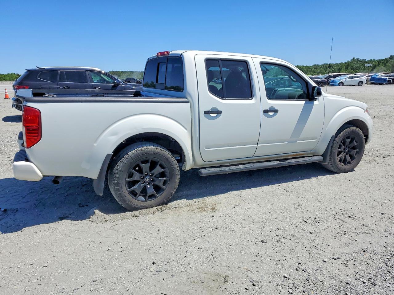Nissan Frontier Sv